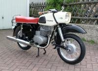 ES 125