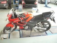 CBR125R