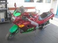 ZZR250