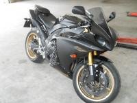 YZF-R1