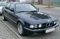 730i E32