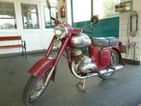 Cezet 175