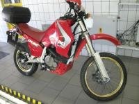 DR750 S