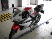 YZF R 125