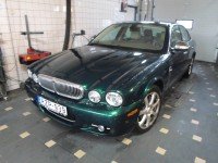 XJ 3.5 V8
