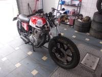 XS250