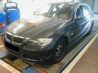 320i E90